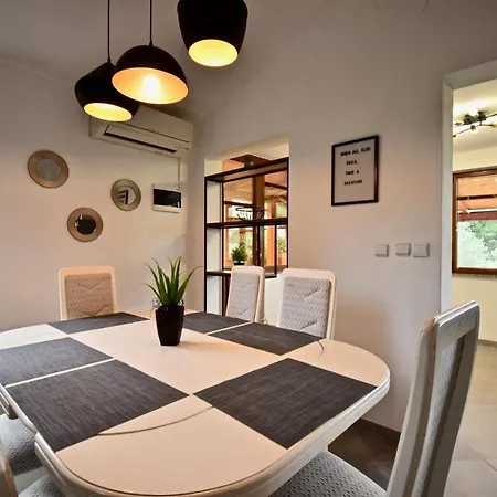 Holiday home Relaxing House With Terrace Sea View