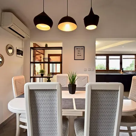 Relaxing House With Terrace Sea View Holiday home Medulin